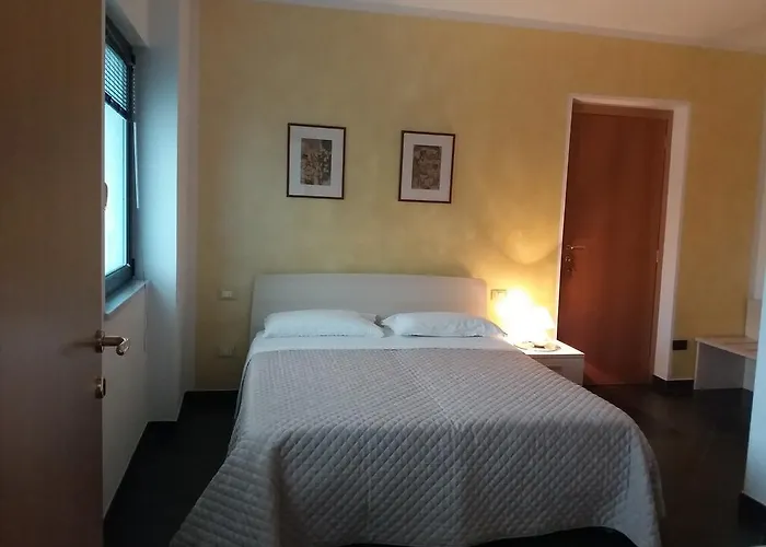 Arabafenice ゲストハウス 3*
